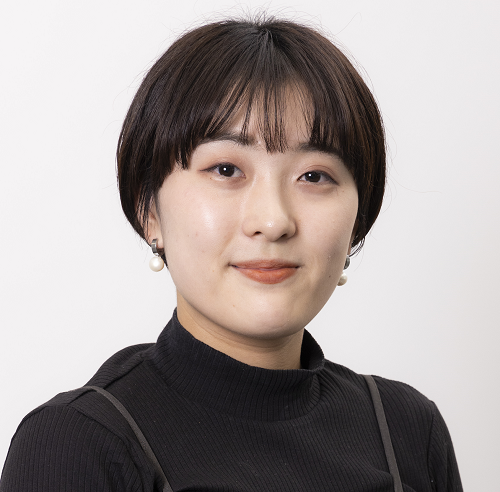 小川 真奈